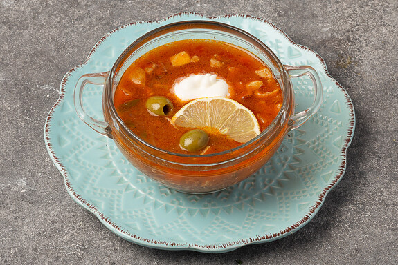 Солянка сборная мясная